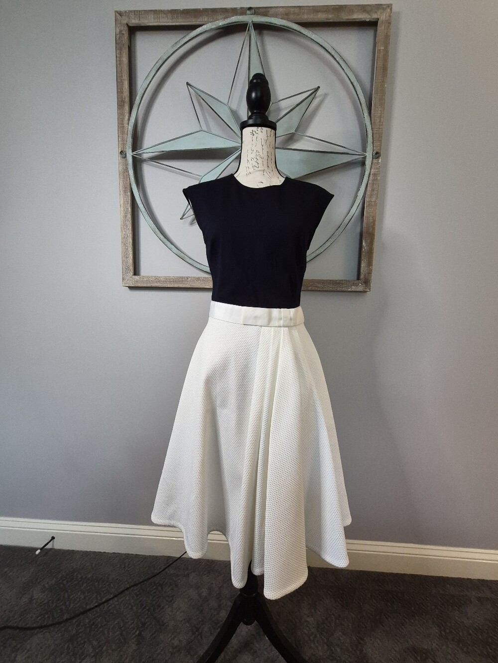 Ted Baker London Canniey Two-Tone Fit & Flare Bow Waist Dress Navy White 2/US 6 - Picture 7 of 16